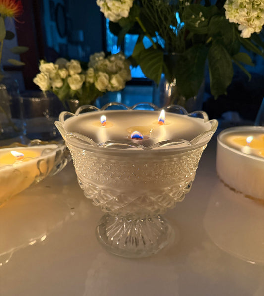 June 56oz Vintage Candle